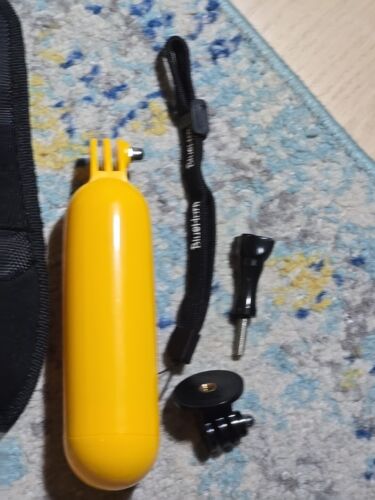Go Pro Accessories Wrist Strap & Floating Hand Grip - Picture 3 of 3