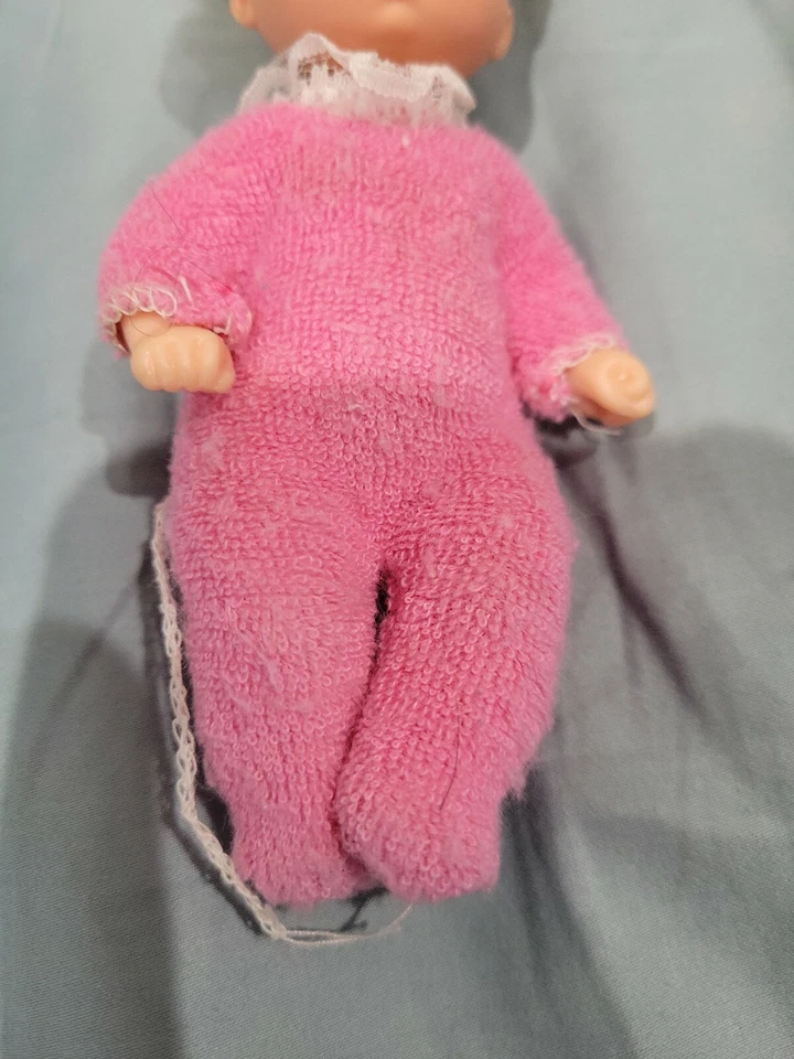 Mattel Barbie Doll Little Sister Doll Heart Family 1976. - Image 4 of 4