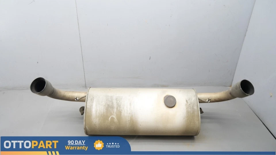 Silenciador trasero Pontiac Solstice 2007-2010 línea roja escape doble punta OEM 2850000043 Foto 2 de 4