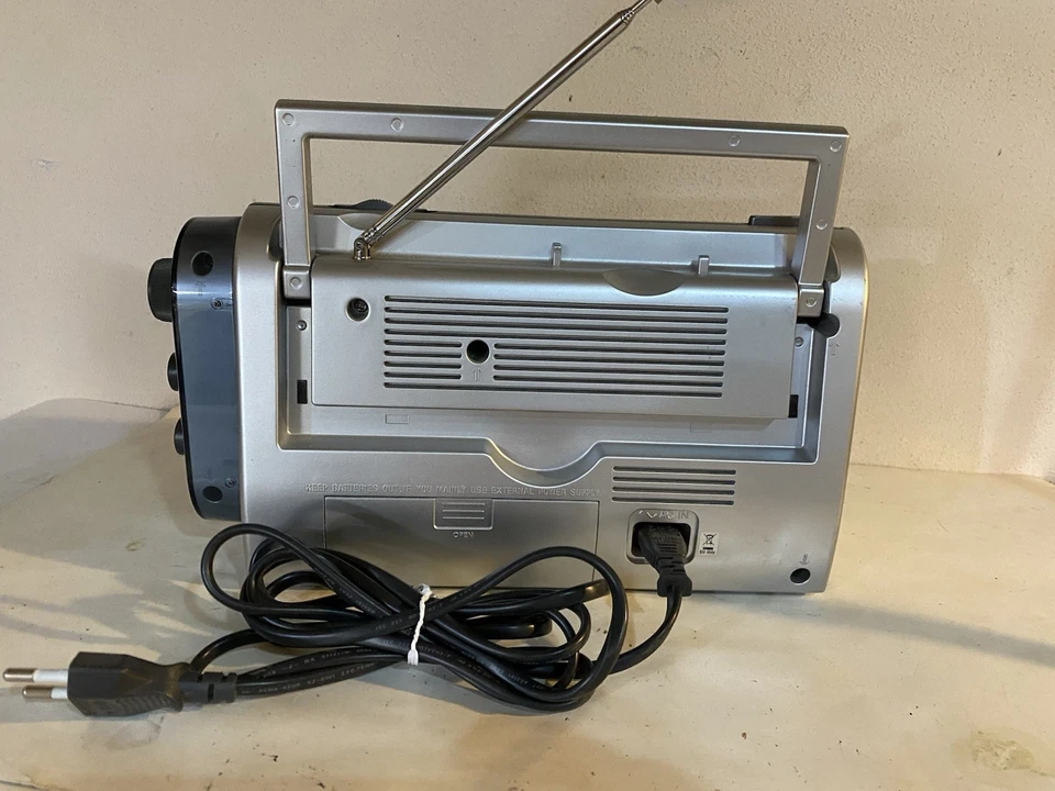 Sony ICF-704 Radio FM/AM - Imagen 4 de 4