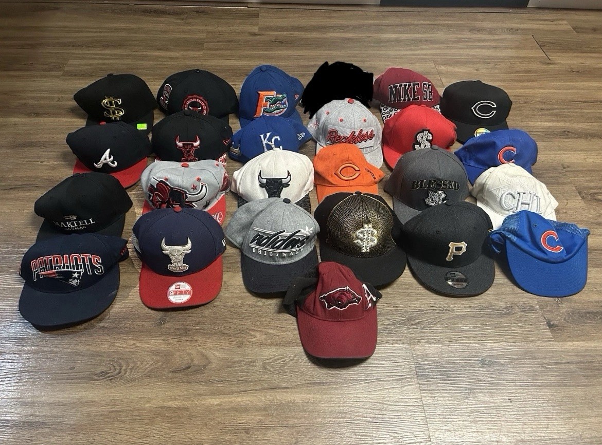 24 Hat Bundle Lot Fitted, SnapBack, Strapback NBA… - image 1