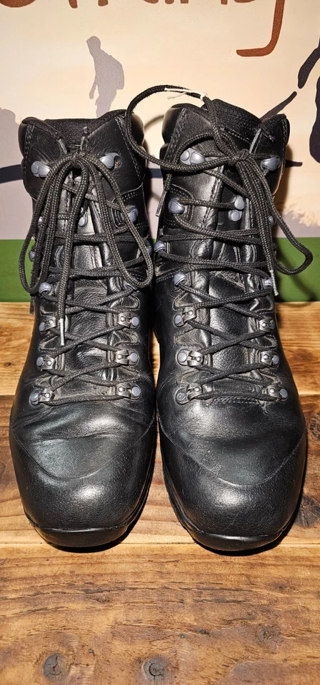 Haix Commander GTX Waterproof Boots for Hiking Walking, Service Personnel UK 9.5 - Image 3 of 4