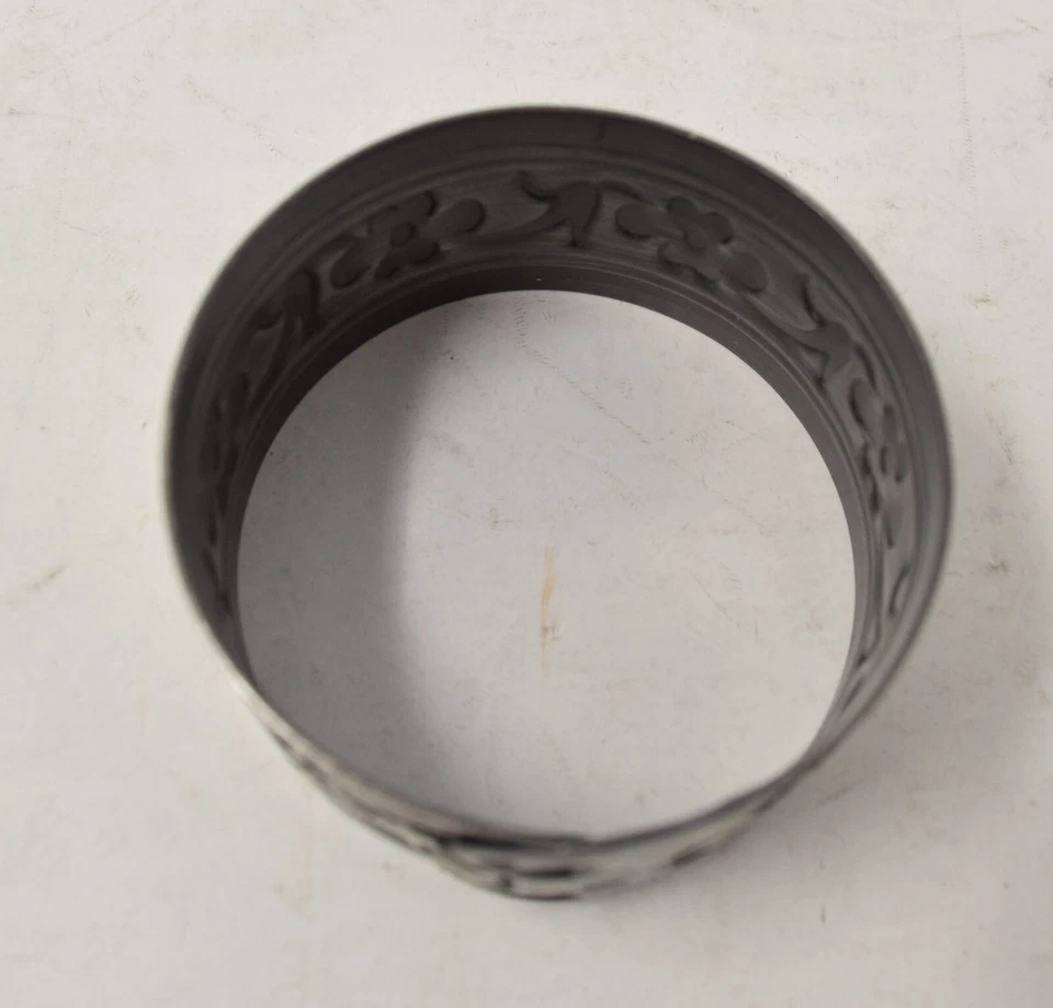 Brazalete Marc Jacobs Gunmetal Plata Tribal Ajustable Flor Nuevo Foto 3 de 3