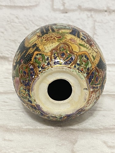 Geishas de huevo chinas Satsuma de 4" de colección porcelana dorada pintada a mano - Imagen 4 de 5