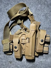 Blackhawk Drop Leg Tactical Holster Beretta 92/96 with Magazine Holders and Belt