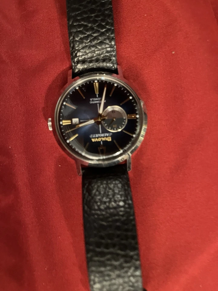 Reloj Boluva Automático - Esfera Impresionante. Foto 2 de 4