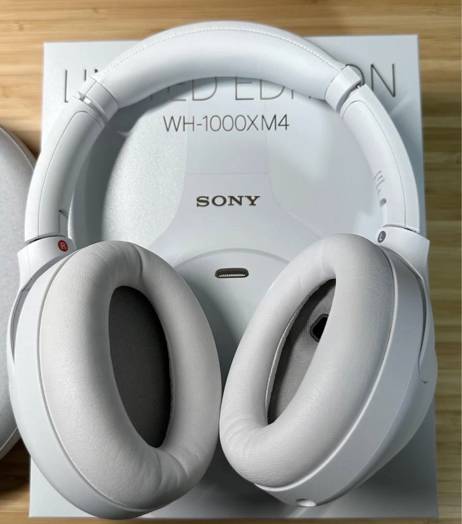 SONY WH-1000XM4 Wireless Noise Canceling Headphones Silent White limited Edition