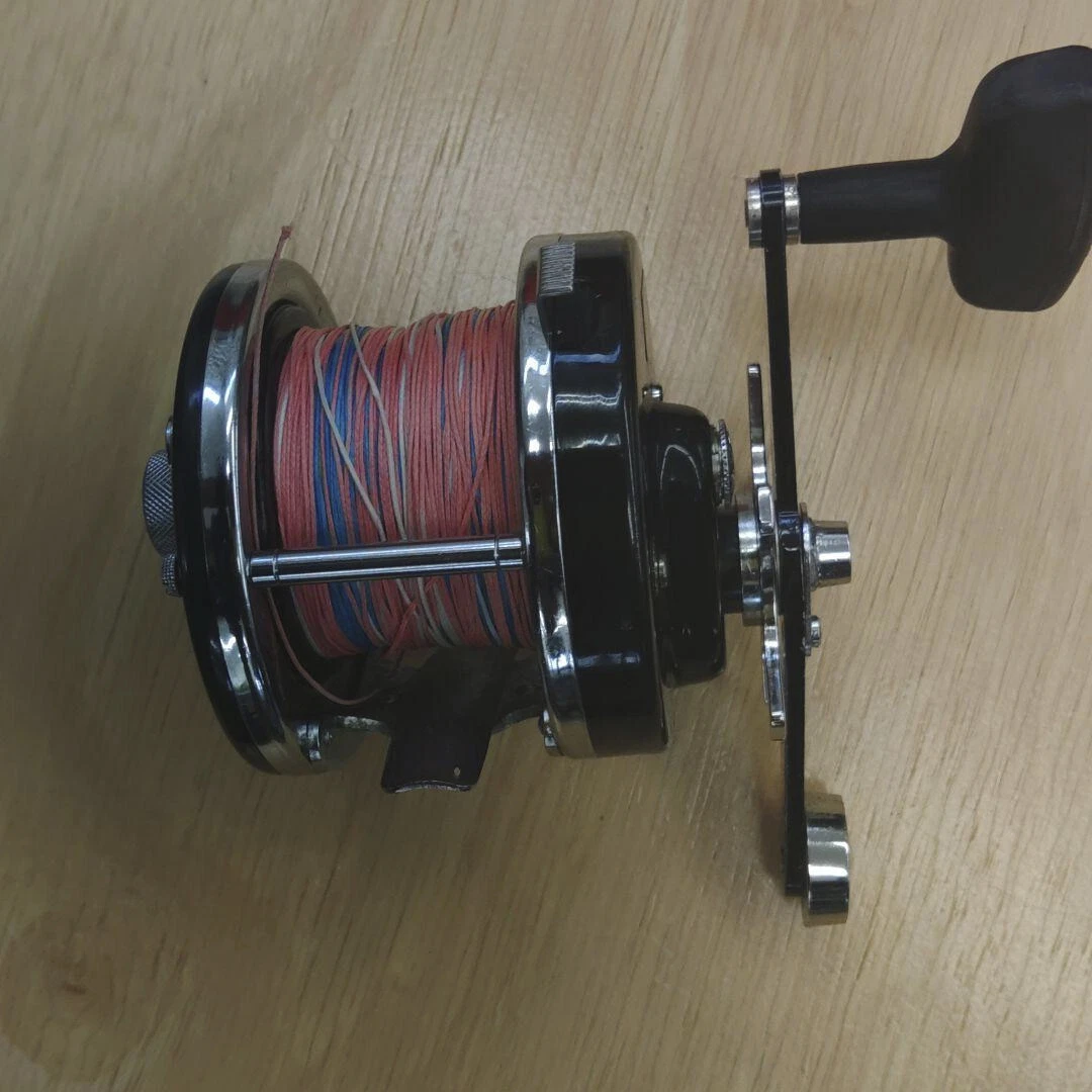 Abu Garcia Ambassador 8000C automatic two speed Baitcast Reel w