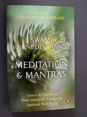 Meditation and mantras by Swami Vishnudevananda (3rd ed, 2014, LikeNew paperback