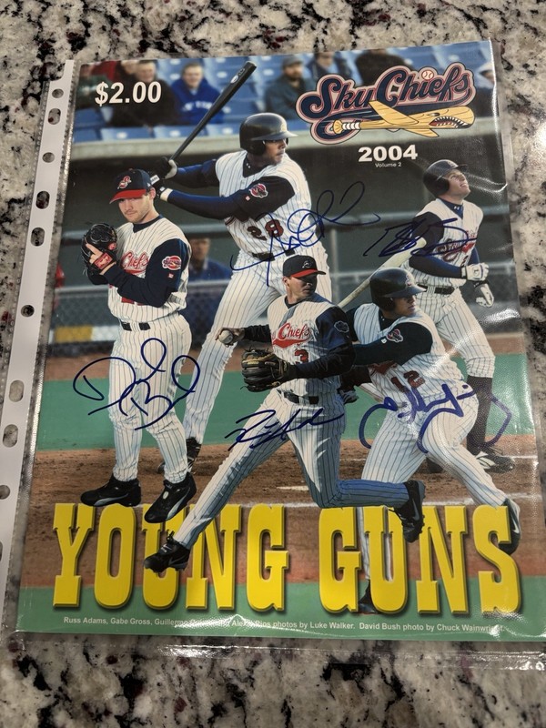 SYRACUSE CHIEFS/BLUE JAYS Autographed 2004 Program (5) RIOS, BUSH, GROSS, ADAMS