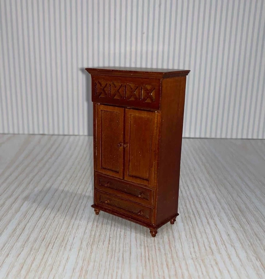MINIATURE DOLLHOUSE (1/2") 1:24 SCALE - LEE'S MINIS SPICE ARMOIRE - A201.5 - Image 3 of 4