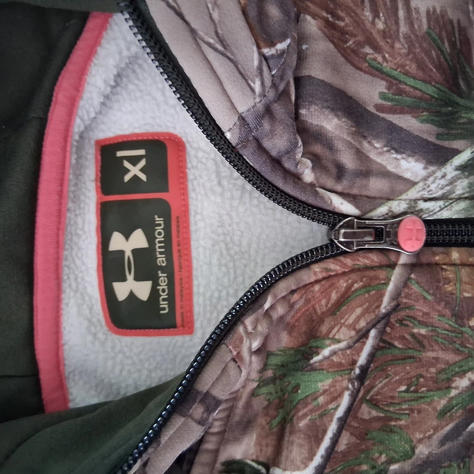Under Armour RealTree Camouflage Fleece Lined Full Zip Hooded Jacket - Womens XL - Image 4 of 4