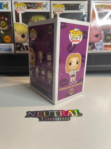 Funko POP! TV: Gossip Girl Set - Serena, Blair, Dan, Nate, Jenny - Picture 7 of 36
