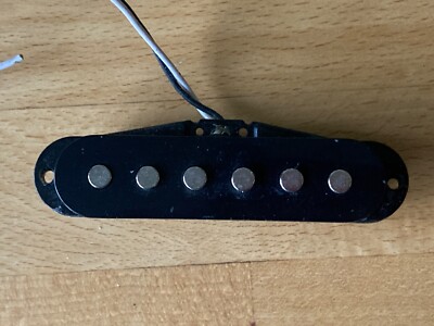 Squier Showmaster 2003 Single Coil Middle Pickup Indonesia