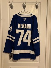 Ultimate Toronto Maple Leafs Collector and Super Fan Gift Guide 36
