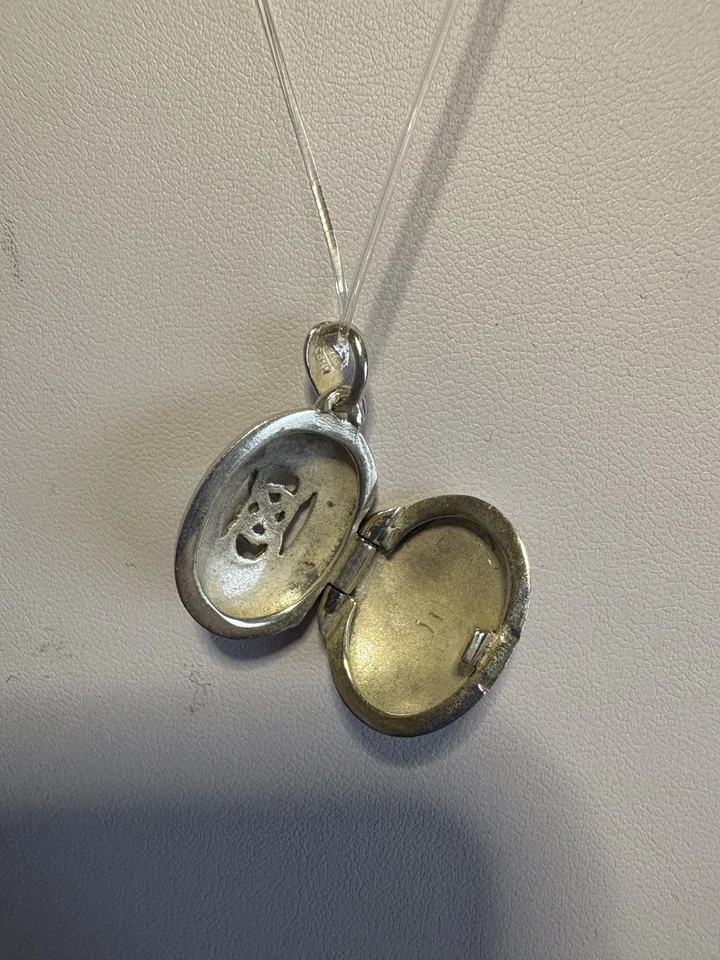 Vintage KIT HEATH 1995 Sterling Silver Celtic Knot Locket Pendant - Image 3 of 4