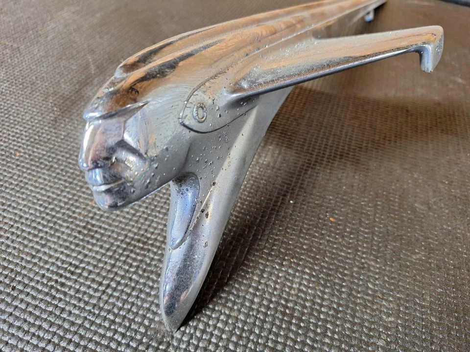 1950 Pontiac Hood Ornamento Flying Indian Winged Chief 513747 - Imagem 3 de 4