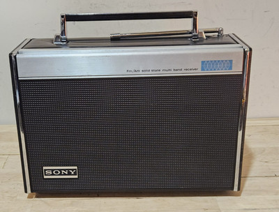 SONY CRF-5090 Earth Orbiter 9-Band SW/MW/LW/FM Radio Powers ON WORKS READ