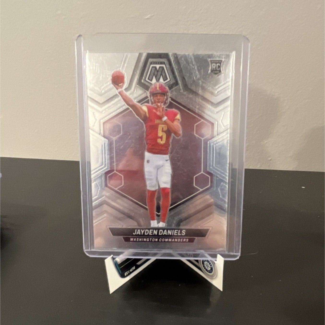 Panini 2024 Mosaic Jayden Daniels #302 Washington Commanders Rookie Silver Prizm