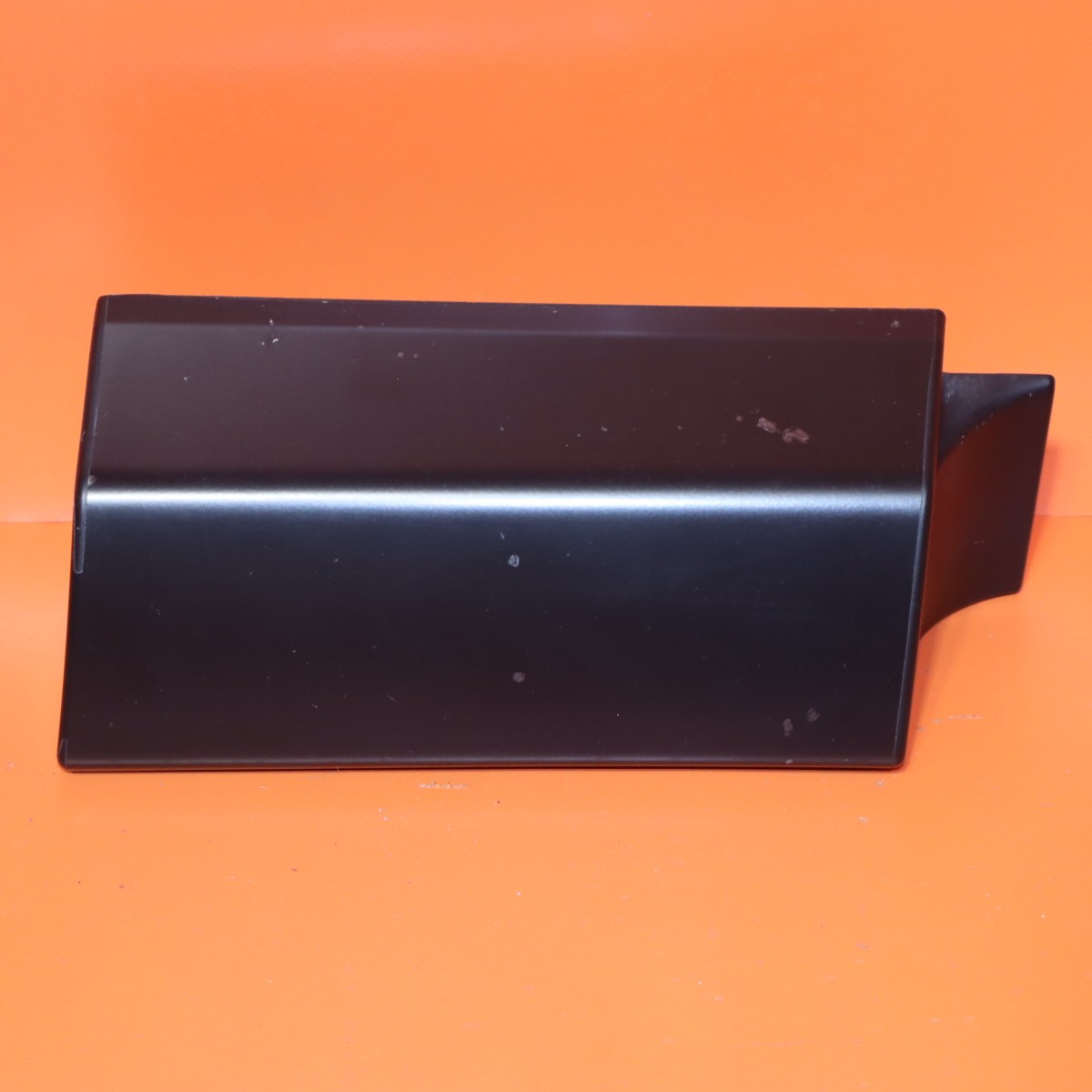 Rolls-Royce Cullinan 2017-2022 Front Right Rocker panel trim P/N 51777452192