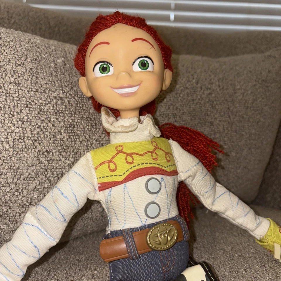 Disney Toy Story 14” Talking Jessie Doll Pull String WORKS! No hat. - Image 3 of 4