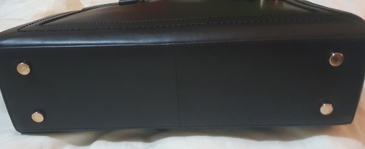 Picture 5 of 6