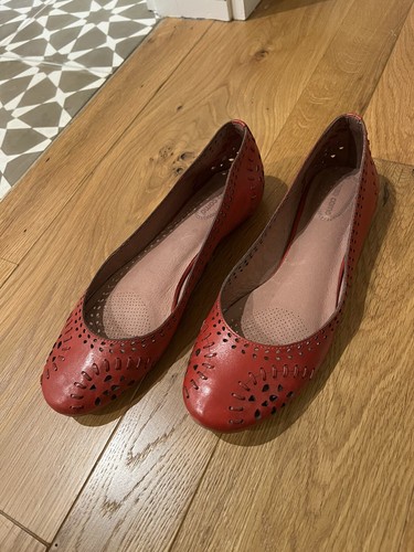 Corso Como Coral Floral Lasercut Leather Skimmer Flats Size 10 Made In Brazil - 第 2/10 張圖片