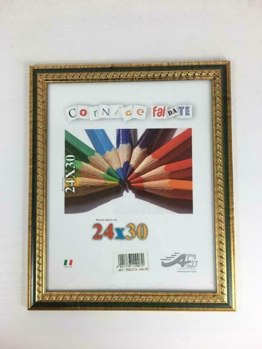 Cornici portafoto in legno motivo a treccia da parete diversi colori 30 x 45 cm - Foto 3 di 14