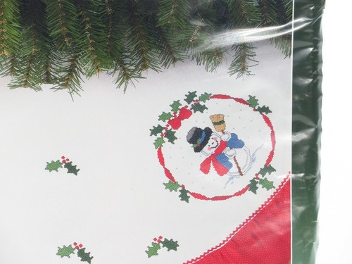 Bucilla Weihnachtsbaumrock Kreuzstich Kit Vintage Country Delight Rüsche 40" - Bild 4 von 12