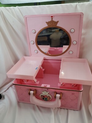 Disney Princess Style Collection Travel Vanity Light Up Make-Up Case  Jewelry Box