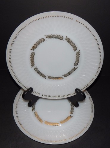 2 Federal Golden Harvest Milk Glass Dinner Plate Gold Trim Heat Proof USA1960s - Picture 2 of 12