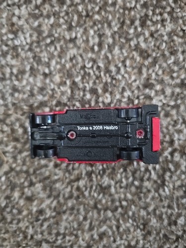 2008 tonka hasbro red ambulance life squad die cast - Picture 4 of 4