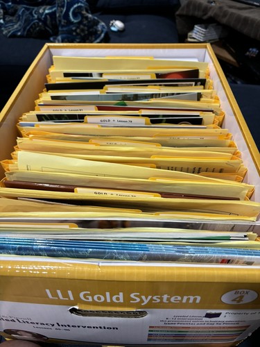 Fountas & Pinnell LLI Gold System Grade 4 Lessons 65-96 25 Books + Test Booklet - Picture 3 of 14