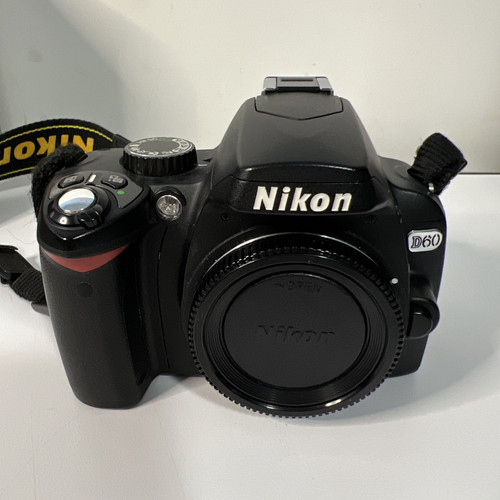 Nikon D60 10.2MP Digital DSLR Camera w/ AF-S Nikkor DX 18-55mm & 55-200mm Lens - Bild 2 von 23