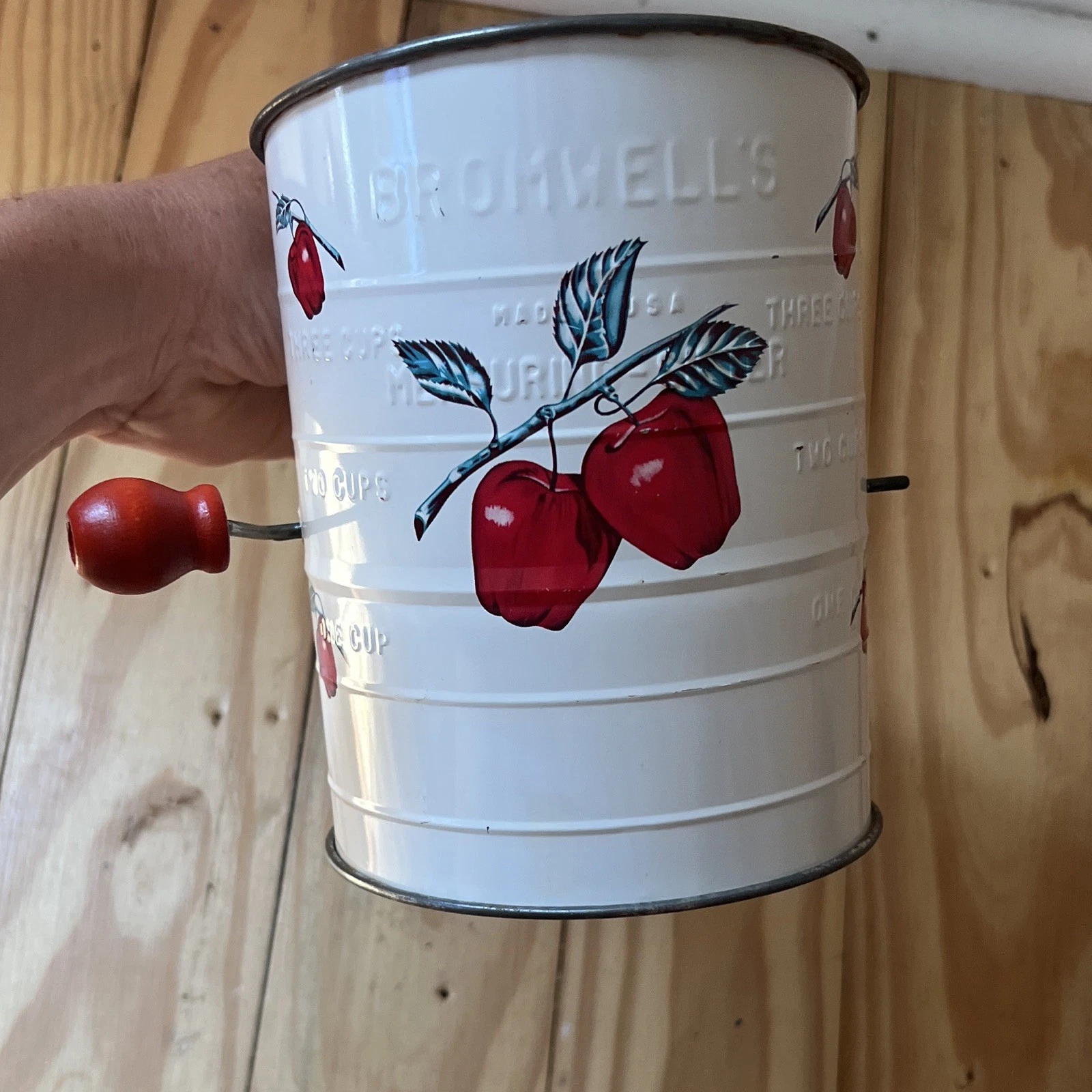 Bromwell's Vintage Hand Crank Flour Sifter White Red Apple Design Metal
