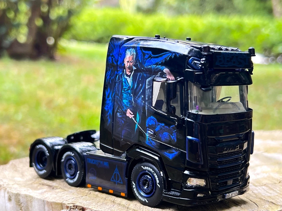 DAF XG+ 6x2 twin steer "Talmon Transporte-German Supertrucks" WSI truck models - Image 2 of 4