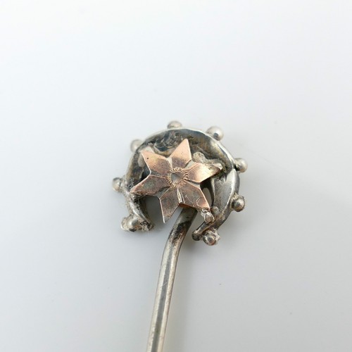 ANTIQUE STERLING SILVER CRESENT MOON & GOLD STAR PIN BROOCH - Picture 2 of 4