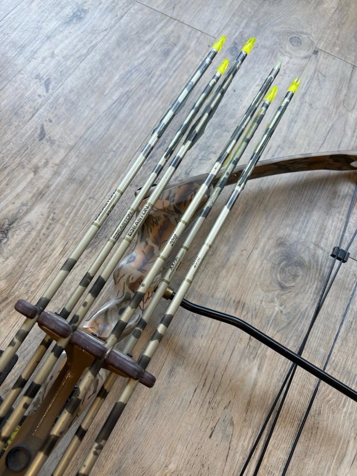 Arco compuesto Browning Micro Midas juvenil 2 7U527 con 6 flechas Foto 2 de 4