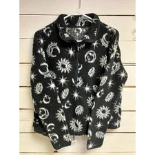 No Brand Name Patterned Qaurter-zip Crew Neck. 