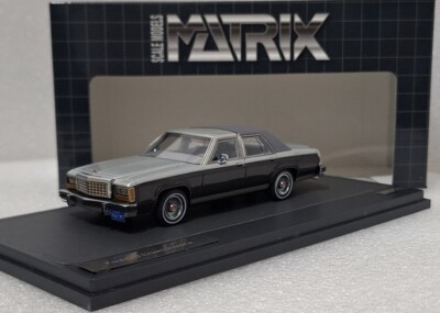 Ford LTD Crown Victoria 4 Door Sedan 1986 Silver Grey Met 1:43
