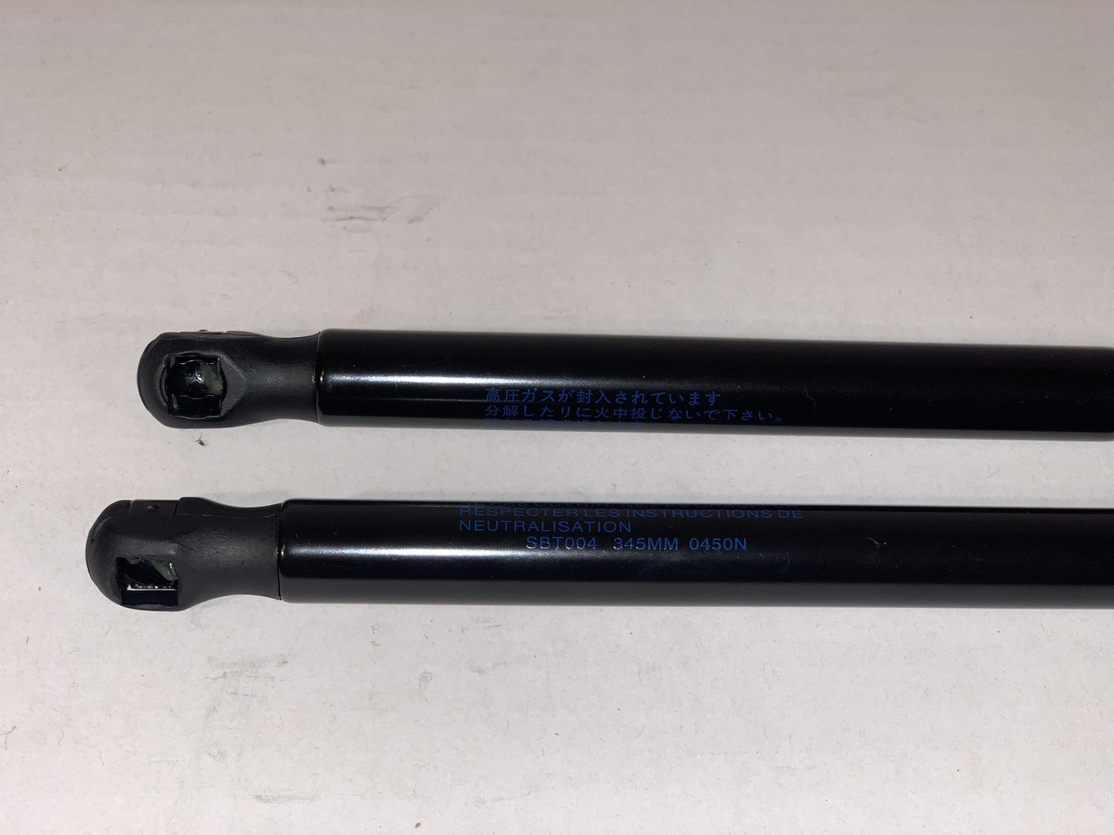 Bentley Flying Spur trunk shocks lift support