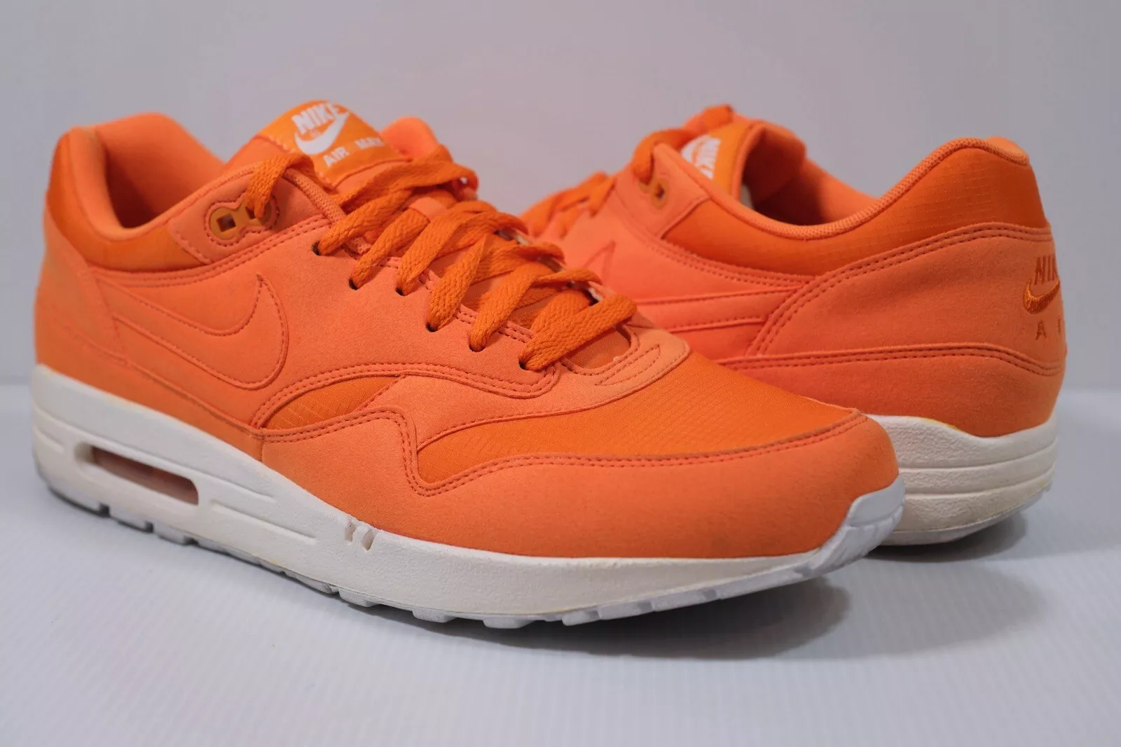 LOGO NIKE AIR MAX 1 ORANGE MANDARINE TAILLE 11,5 RIP STOP JORDAN KOBE SUPREME BOX