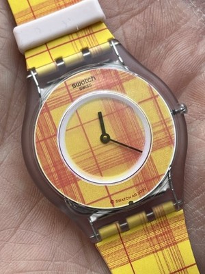Swiss Swatch FIRE MADRAS 01 Silicone Women Skin Watch 34mm SSO8Z105