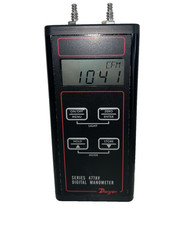Series 477AV Handheld Digital Manometer, Measures Pressure, Flow and Velocity