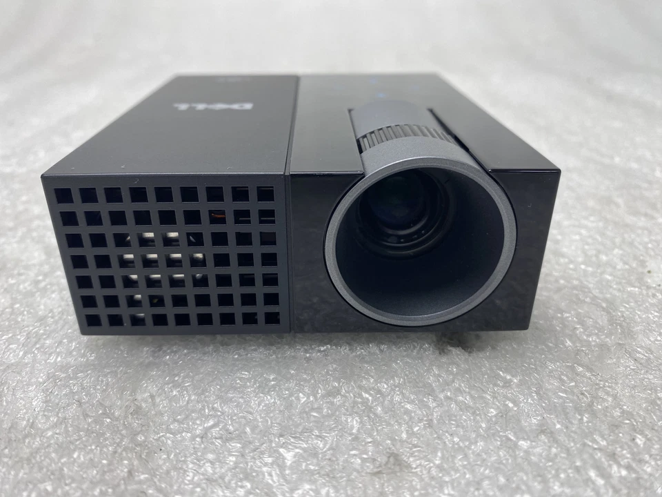 Dell M109S DLP Portable Projector (NO CABLES) - Image 2 of 4