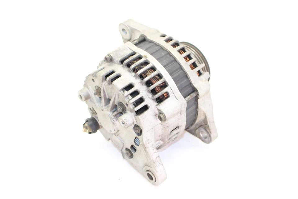 94-96 Nissan 300ZX 2+0 Coupe Engine Alternator Assembly 231000P502 - Image 4 of 4