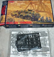 Sd.Kfz 233 Stummel 8X8 Radpanzer 1/72 Roden