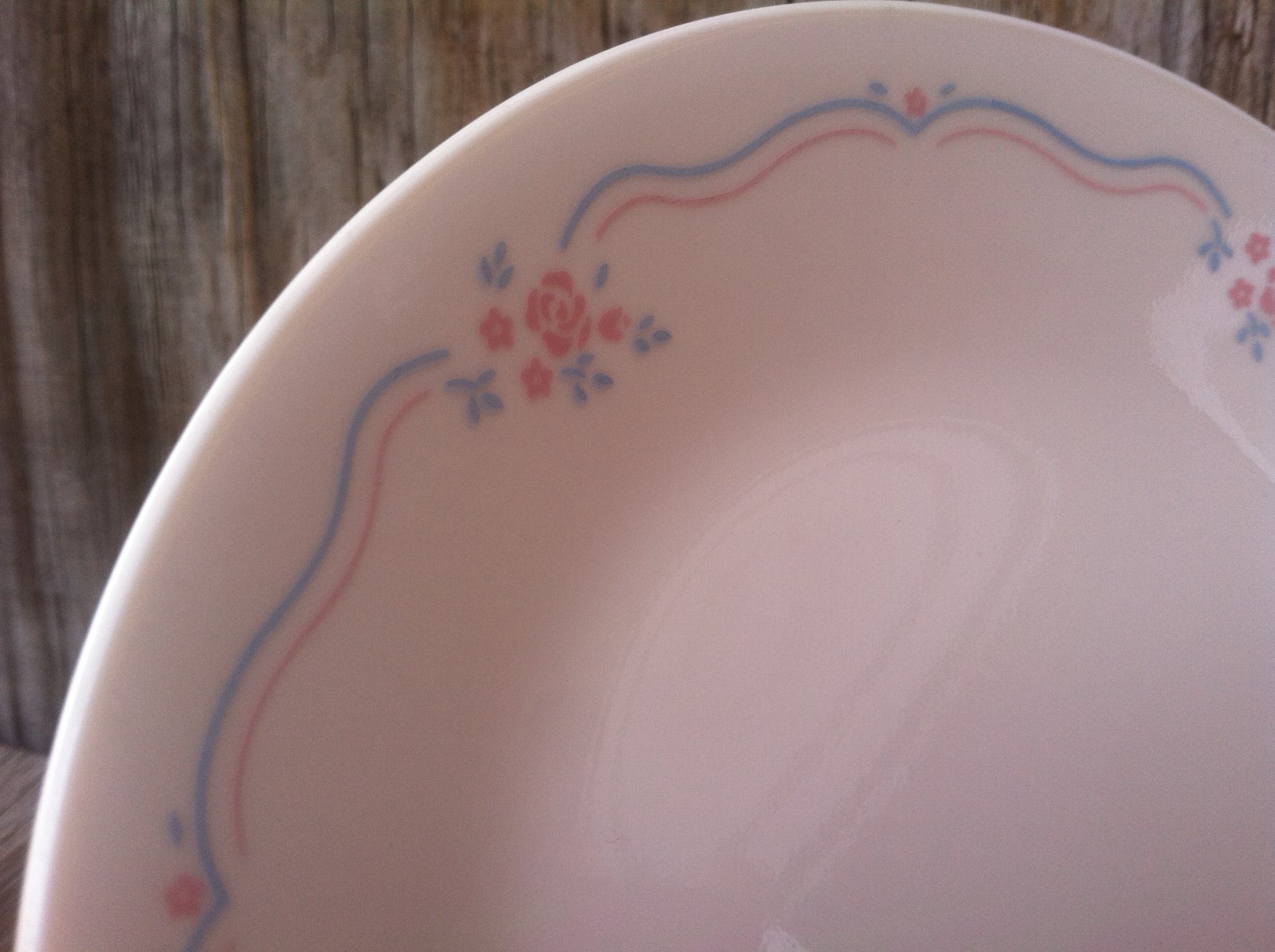 Corelle English Breakfast Dishes Beige Set Of 4 Small B&B Or Dessert