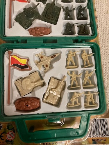 90's Army Forces Play Set NEW NOS W/ Army men & flags 22 pc. set free shipping - Picture 3 of 7