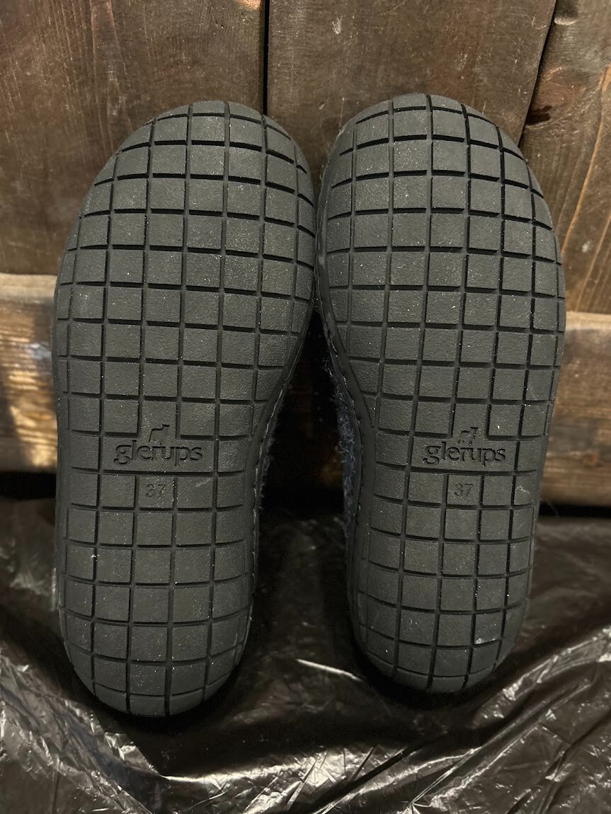 SAOLA Glerups Scarpa Ciabatta in Lana Navy con Suola Fondo in Gomma Nera Taglia EU 37